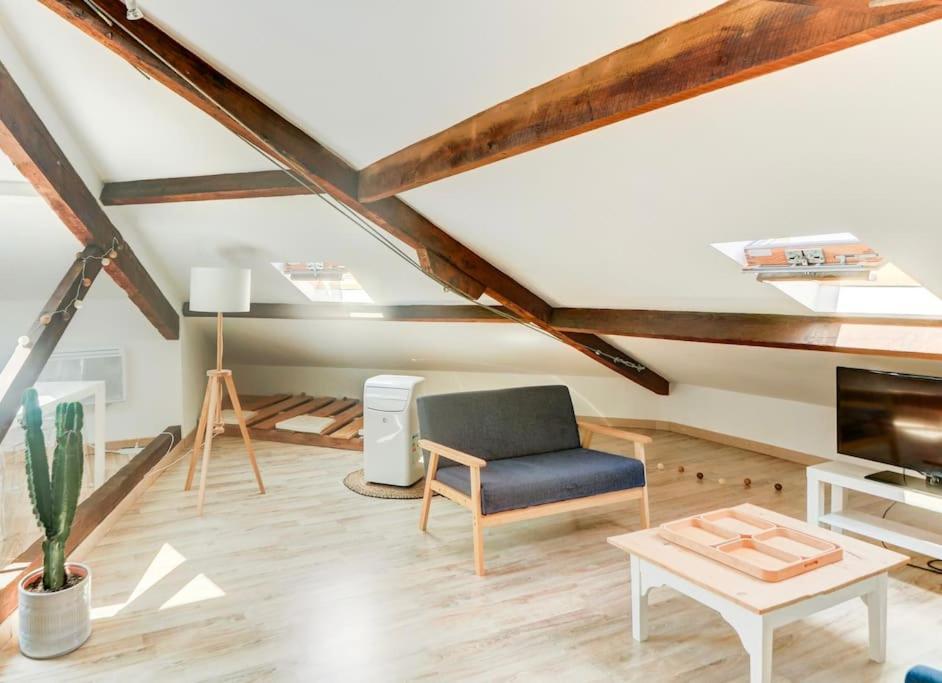 Joli Loft Mansarde Apartment *